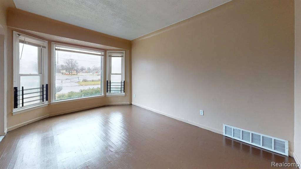 Detroit, MI 48224,12388 PAYTON Street