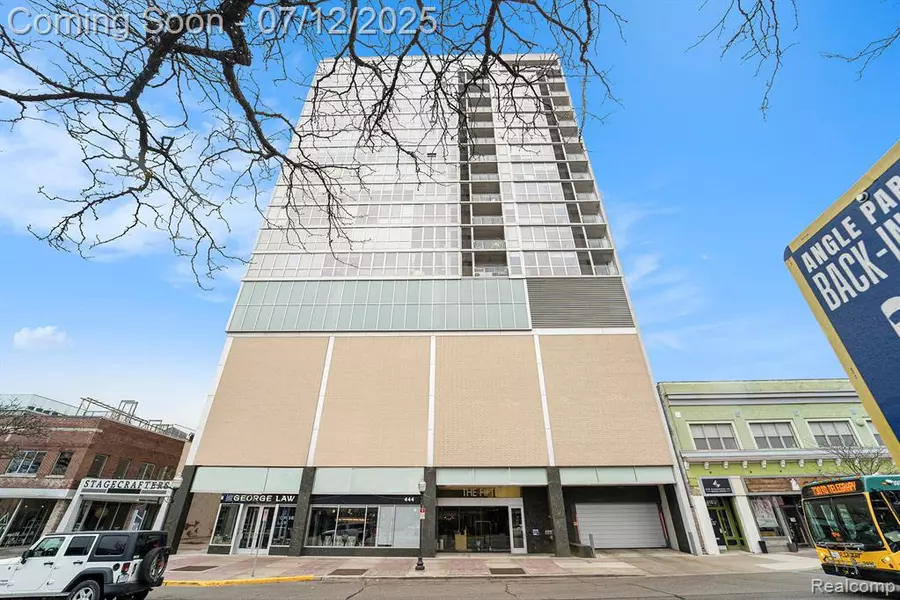 432 S Washington Avenue, Royal Oak, MI 48067