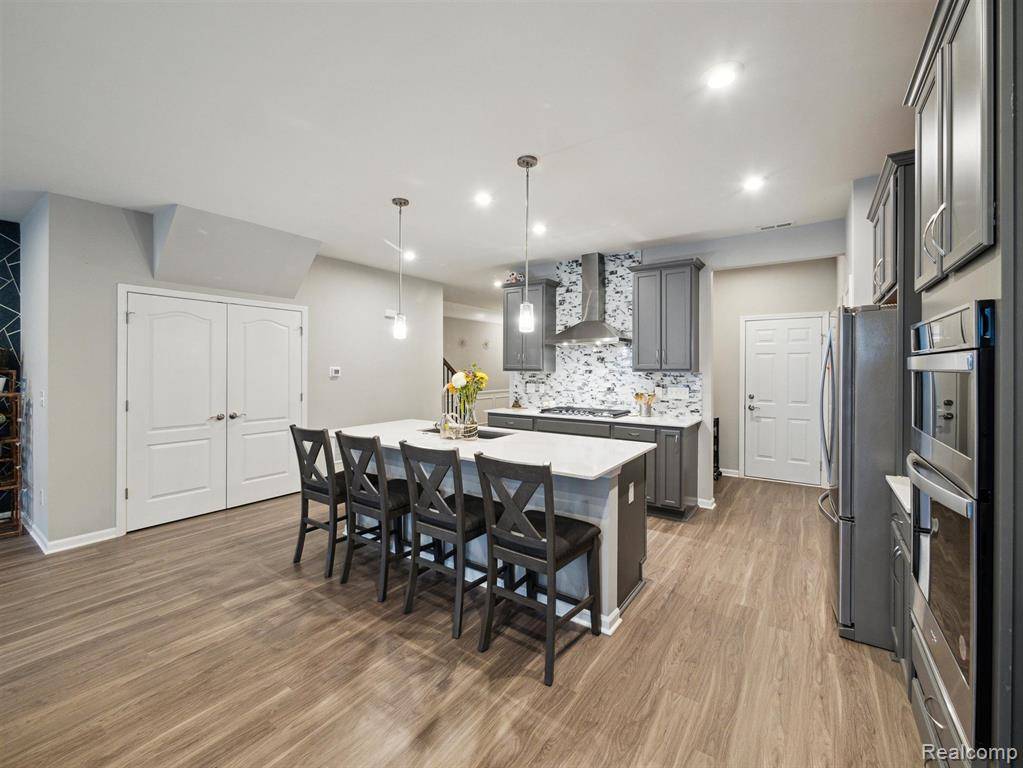 Lake Orion, MI,4765 GLENORA Drive