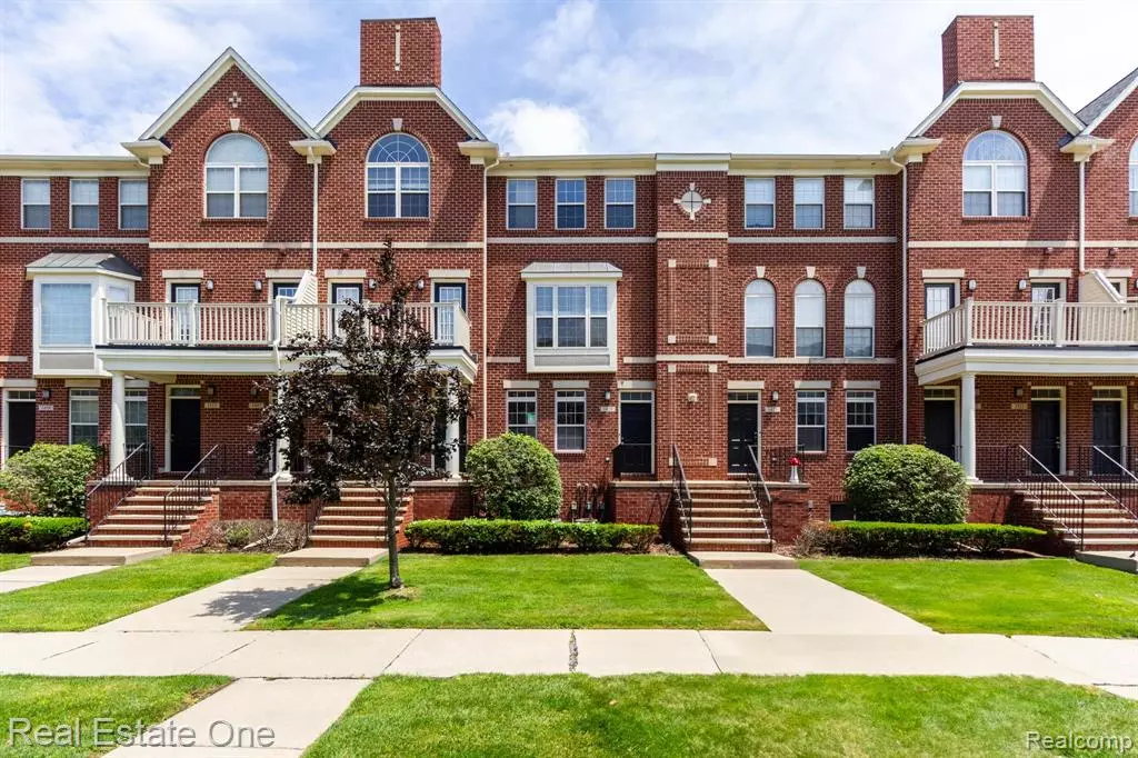 Troy, MI 48084,1429 Raliegh Place