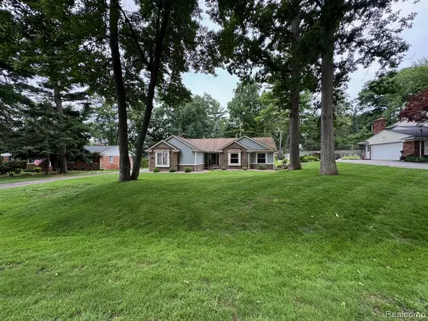 Clarkston, MI,5851 Kingfisher Lane