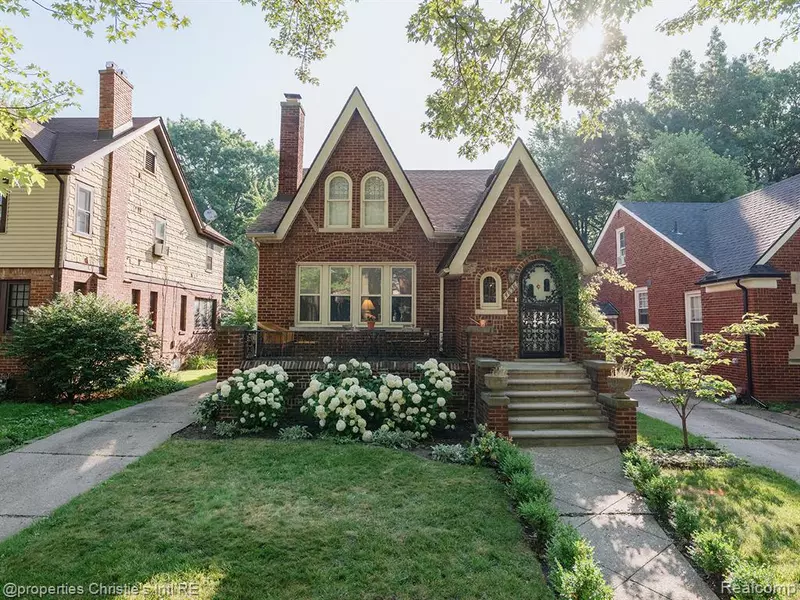 4858 Yorkshire Road, Detroit, MI 48224