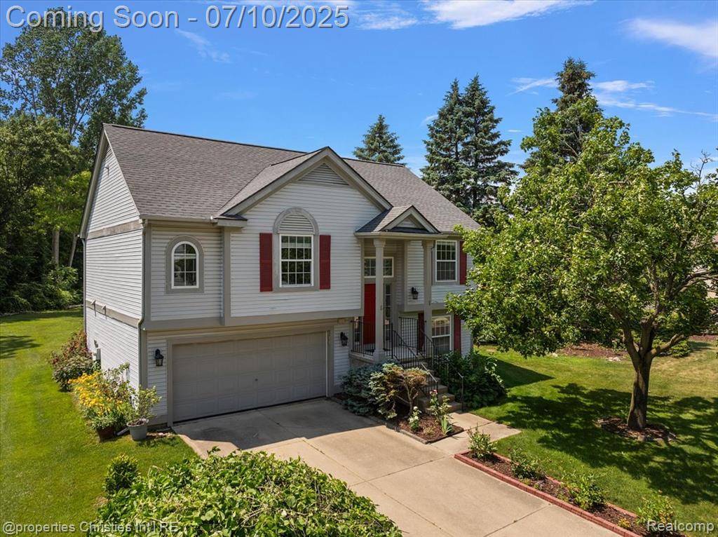 6873 Fox Lane, Waterford, MI 48327