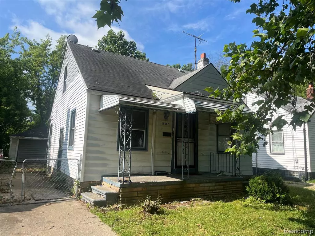 Detroit, MI 48205,15682 Liberal Street