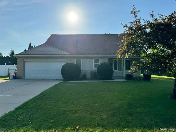 Troy, MI 48085,5028 Abington Drive