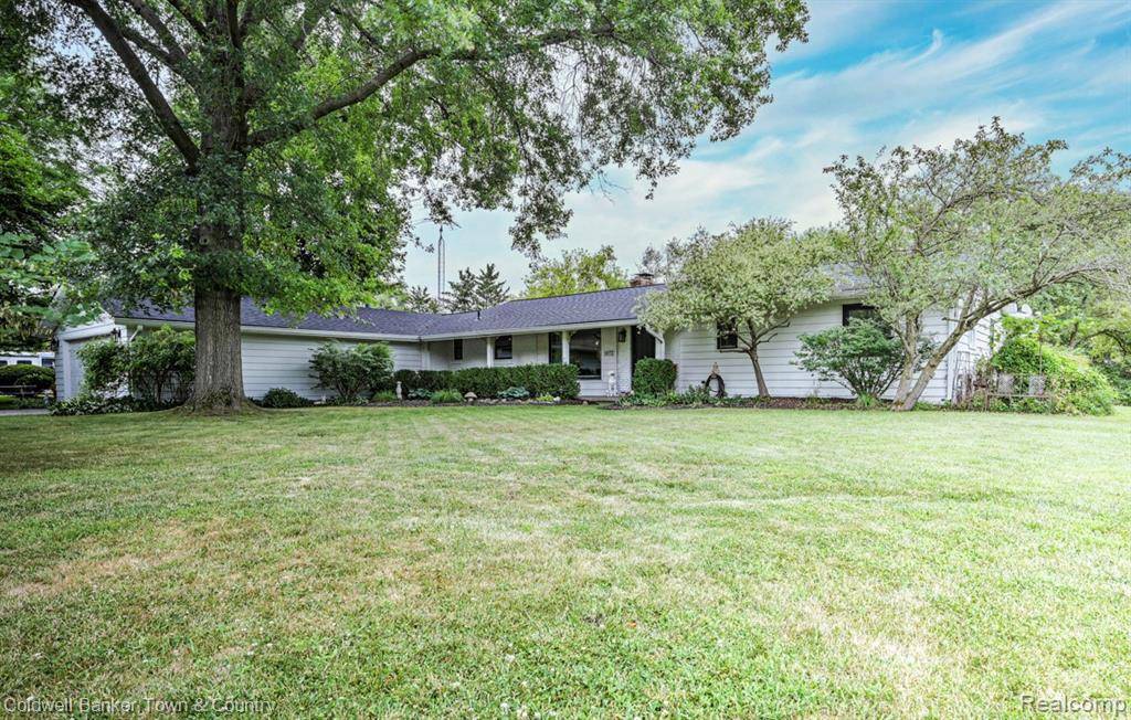 Howell, MI 48843,1072 Willow Lane