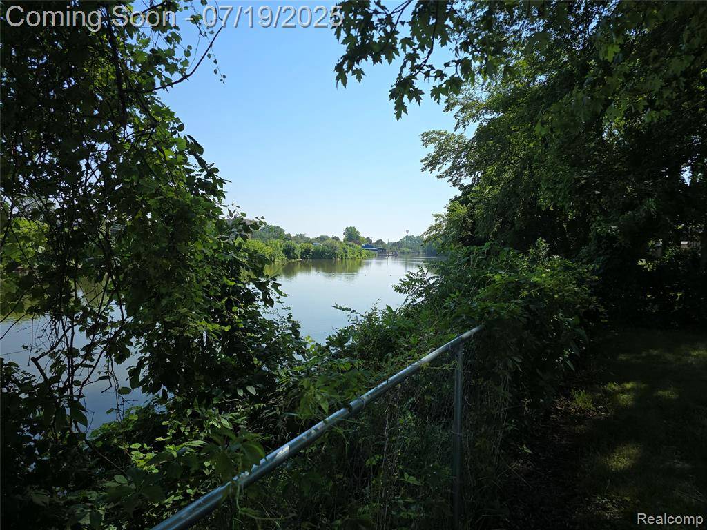 Mount Clemens, MI 48043,50 Riverview Drive