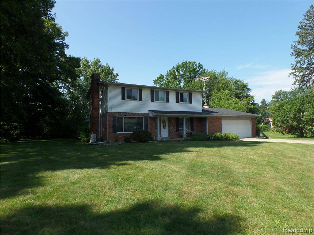 2530 Sebastian Drive, Grand Blanc, MI 48439
