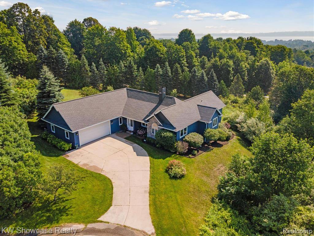 Traverse City, MI 49684,9690 E Walkabout Lane