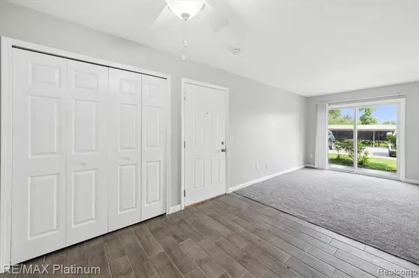 Brighton, MI 48116,8723 Meadowbrook Drive