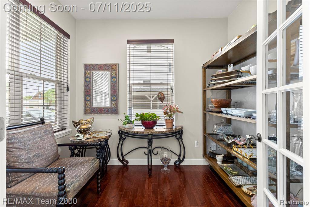 Saint Clair Shores, MI 48080,21597 Harper Lake Avenue