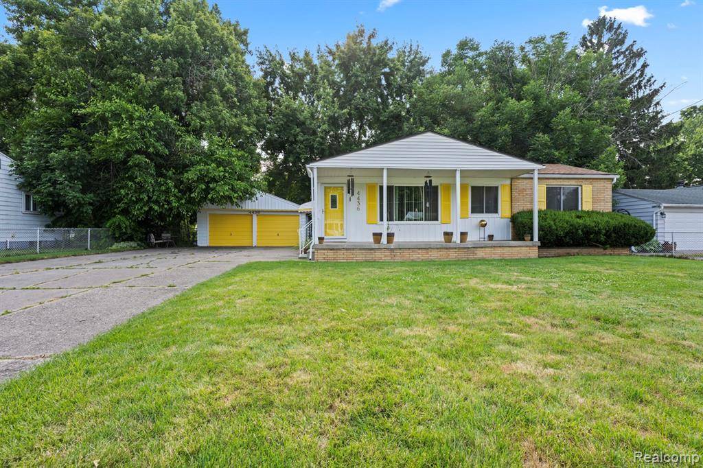 4436 Carmanwood Drive, Flint, MI 48507