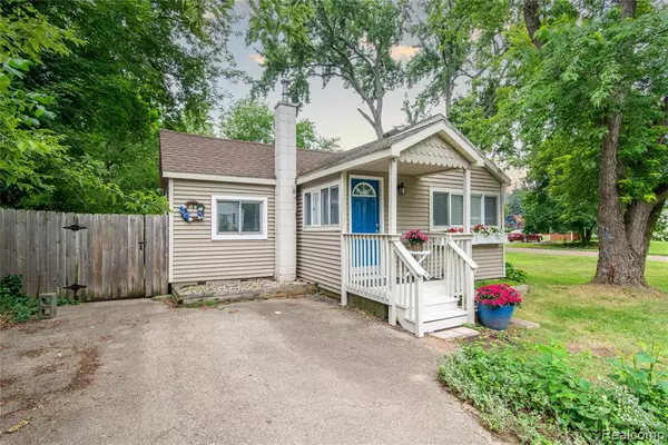 Walled Lake, MI 48390,3110 Brisbane Street