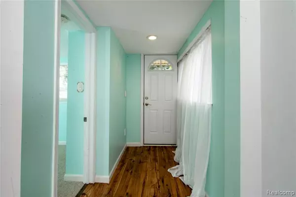 Walled Lake, MI 48390,3110 Brisbane Street