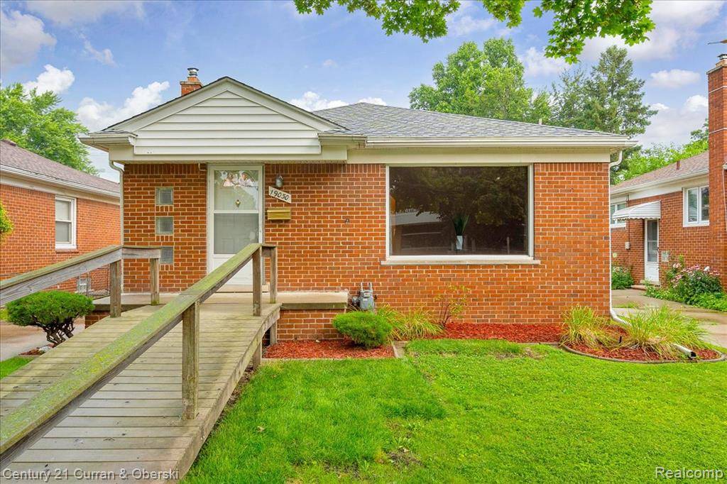 19030 Champaign Road, Allen Park, MI 48101