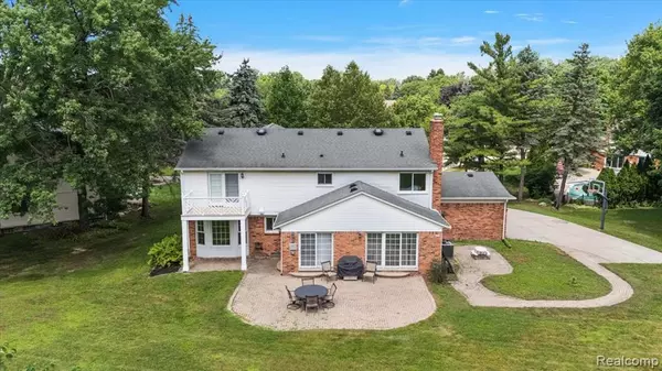 Troy, MI 48098,2403 Red Maple Court