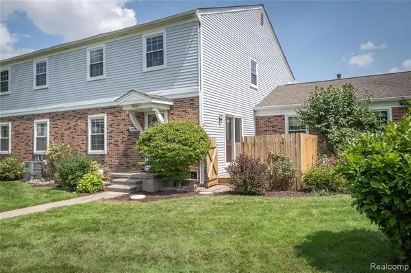 Novi, MI,23668 N Rockledge