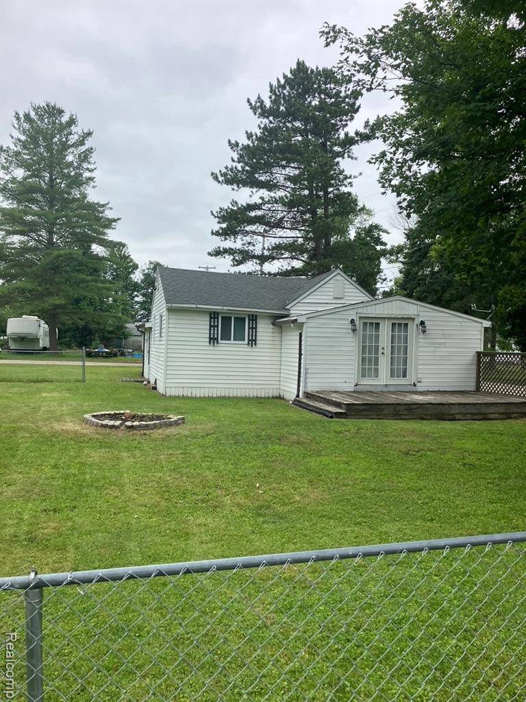 1023 Lakewood Drive, East Tawas, MI 48730