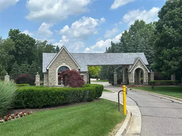 Brighton, MI 48114,Northpointe Northpointe Ridge