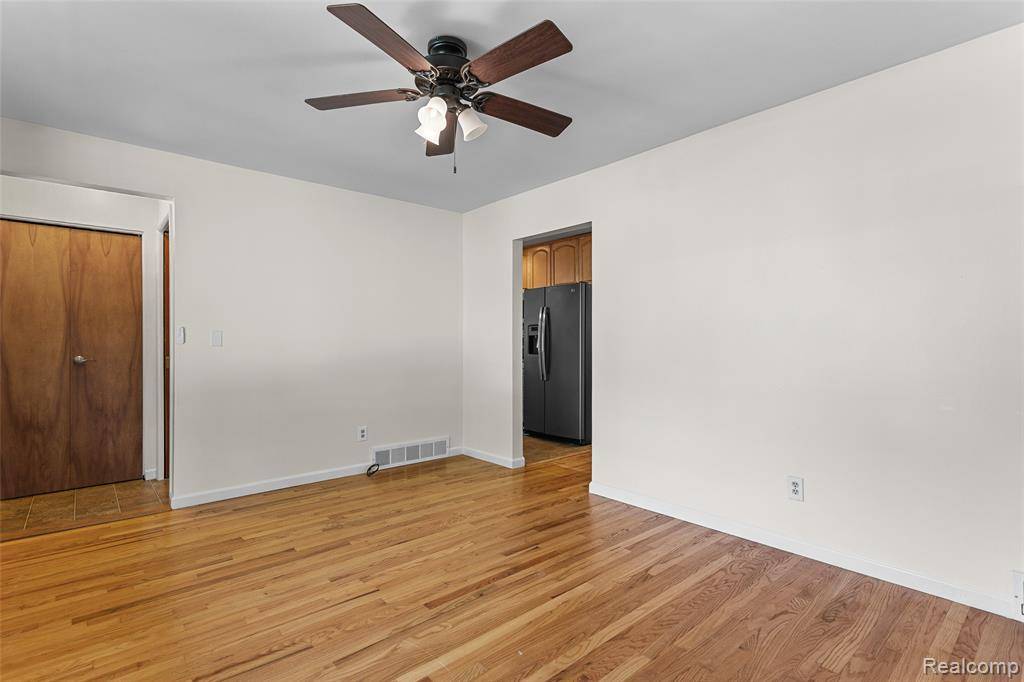 Westland, MI 48186,1868 Treadwell Street