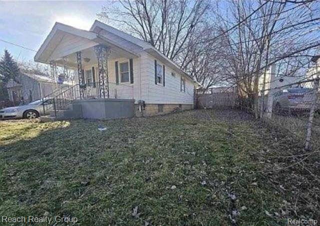 741 Barrie Avenue, Flint, MI 48507