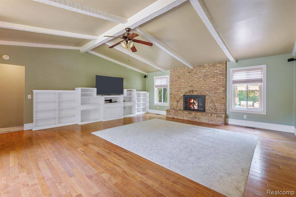 Davison, MI 48423,8400 Oak Shade Court