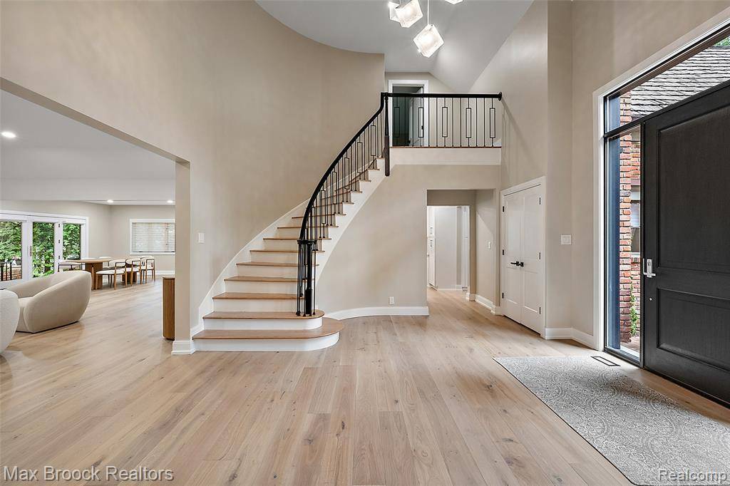 Bloomfield Hills, MI 48301,3546 Bloomfield Club Drive