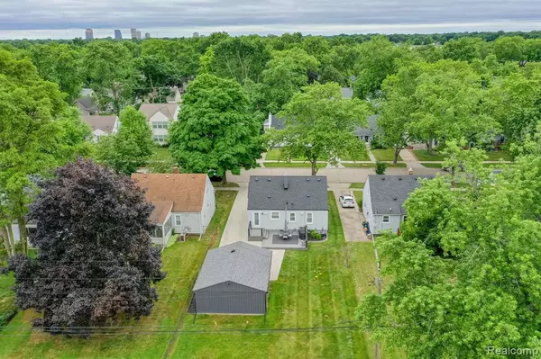 Berkley, MI 48072,2220 Cummings Avenue