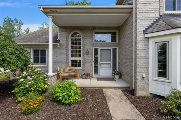 Sterling Heights, MI 48314,42764 Bloomingdale Drive