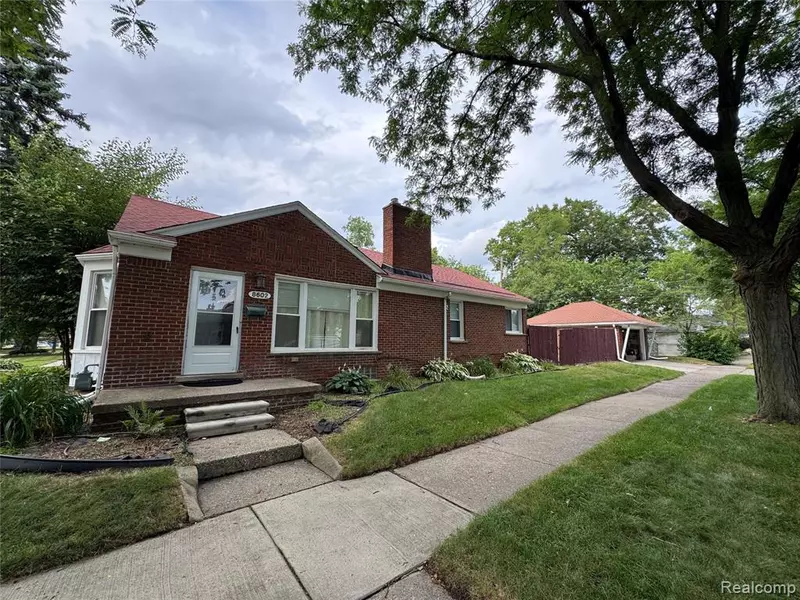 8602 Dale Street, Dearborn Heights, MI 48127