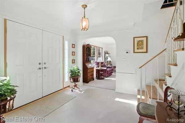 Rochester Hills, MI 48309,604 Longford Drive