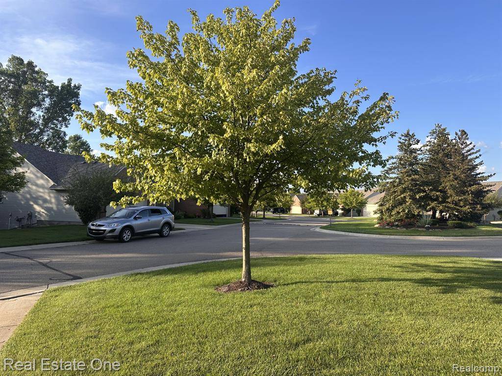 Commerce Twp, MI 48390,820 Woodhaven Drive