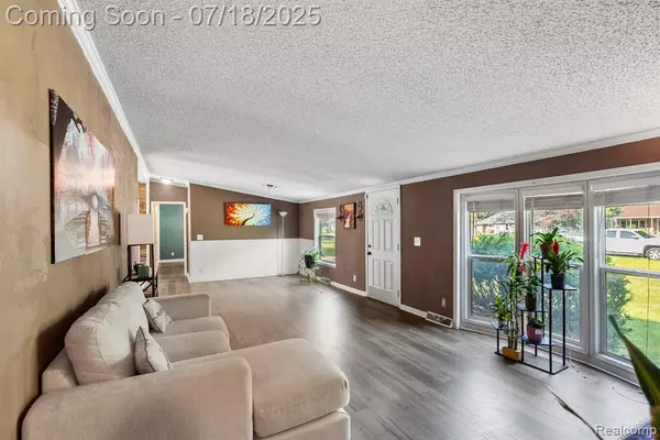 Romulus, MI 48174,6315 Heyer Street