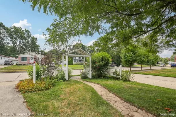 Roseville, MI 48066,19031 Minnesota Street