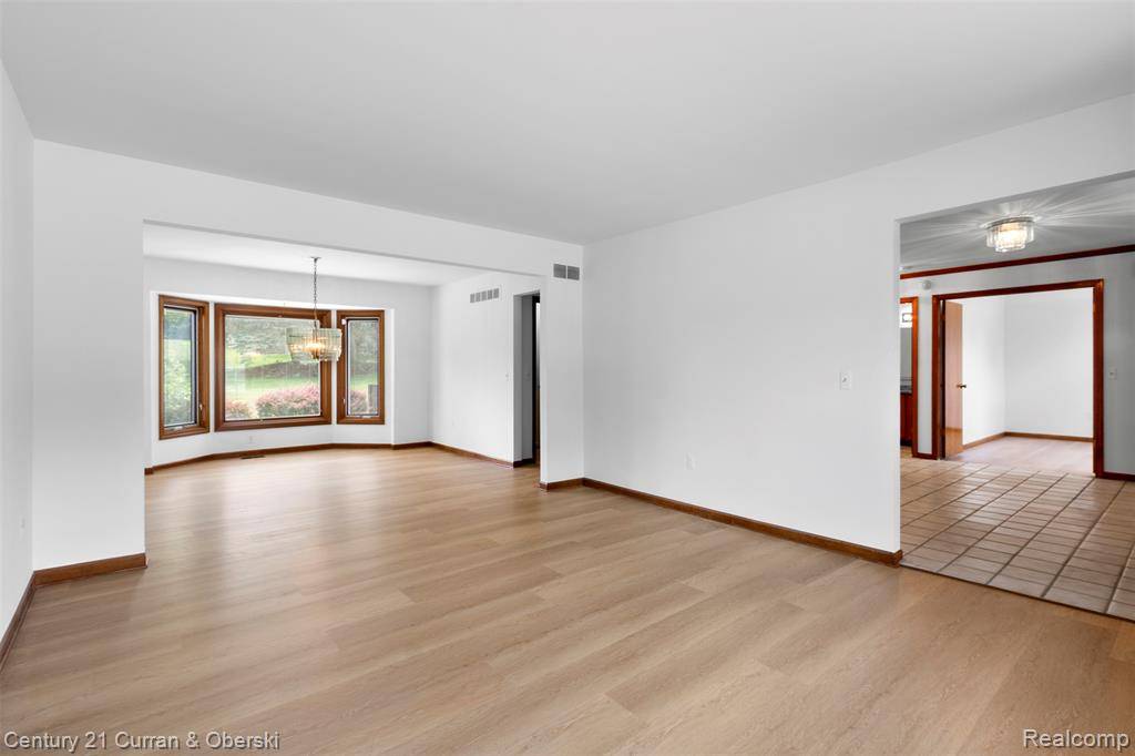 Northville, MI 48168,41925 Waterwheel Road