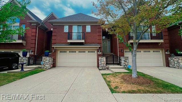 45903 Dutton Drive, Shelby Twp, MI 48044