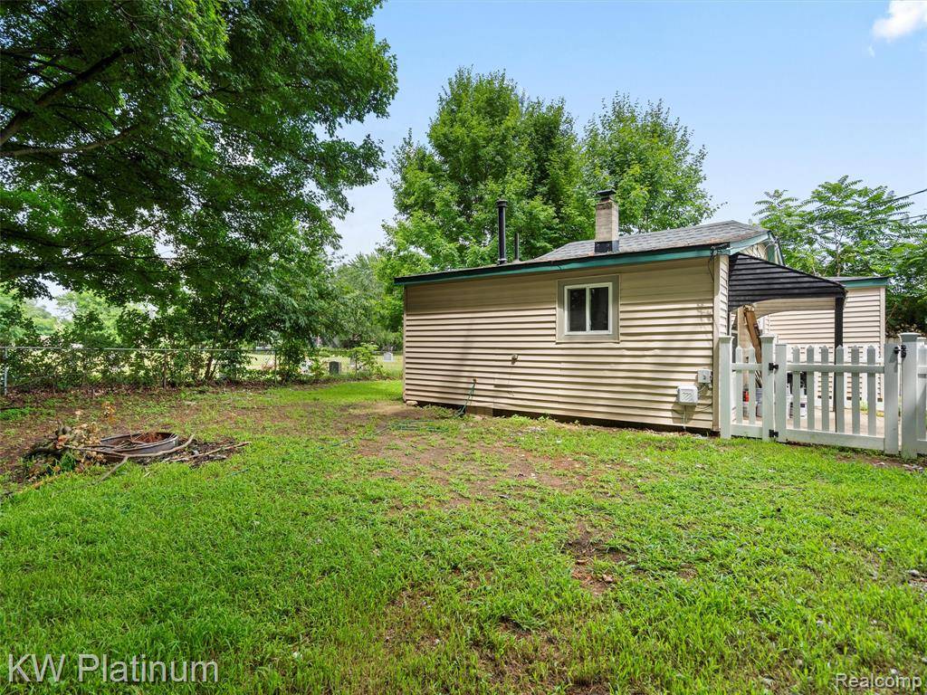 Clinton Twp, MI 48048,30853 Prospect Street