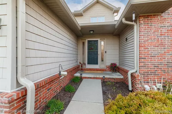 Brighton, MI 48116,6240 Northridge Hills Drive