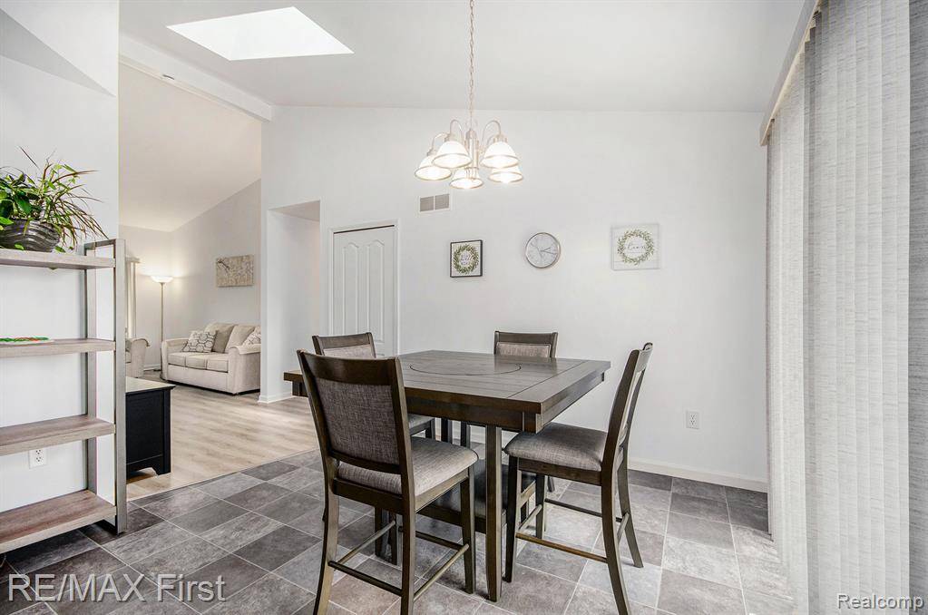 Clinton Twp, MI 48038,15914 Magnolia S Drive