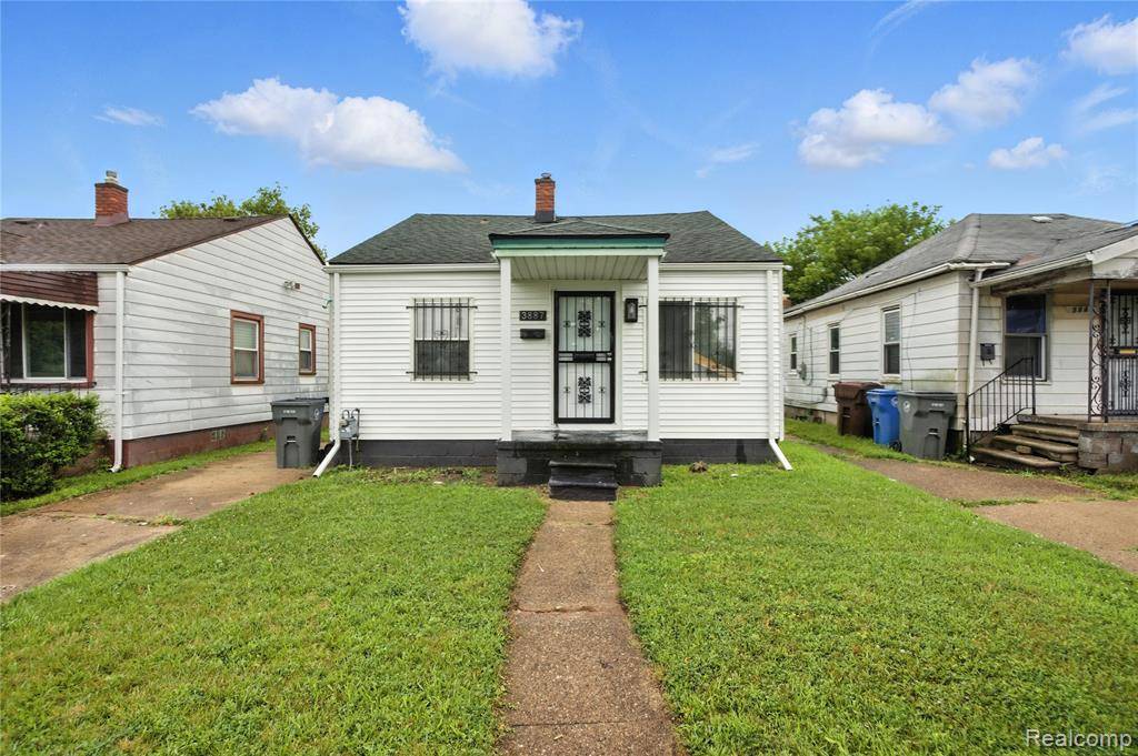 Allen Park, MI 48141,3887 Moore Avenue