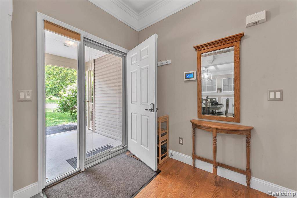 Lake Orion, MI 48362,1289 Viefield Drive