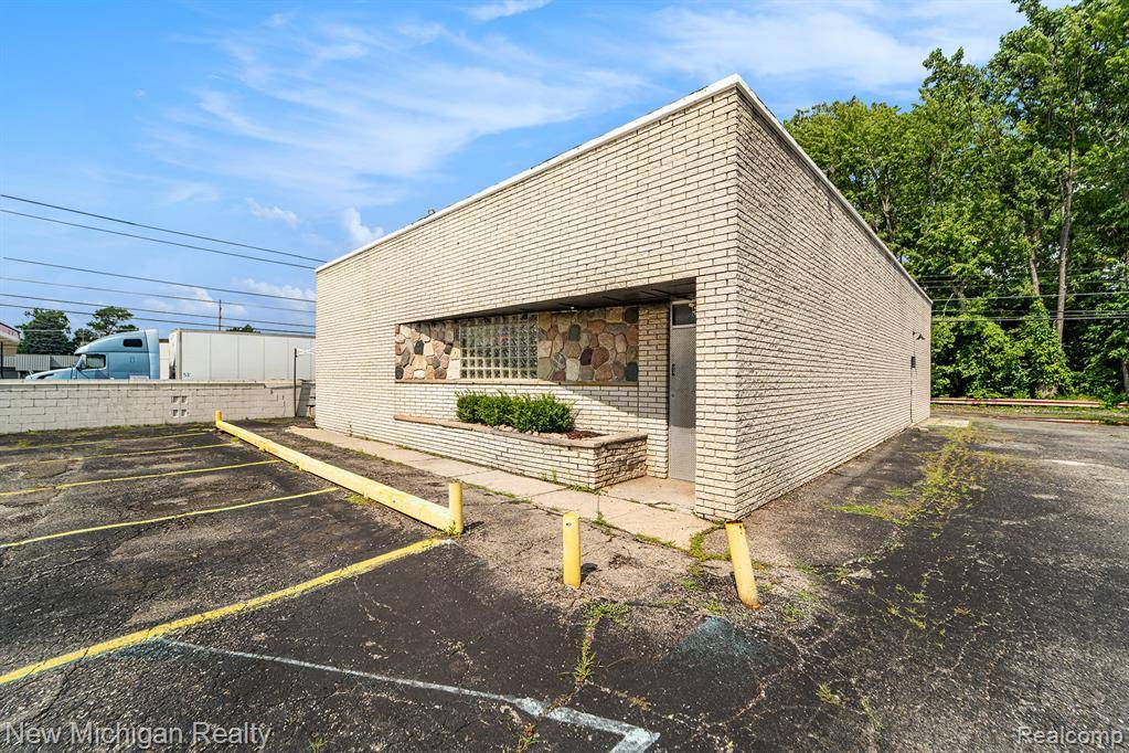 5915 Inkster Road, Taylor, MI