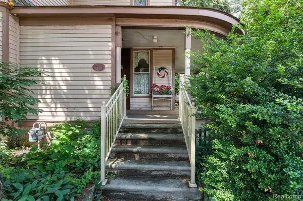 Dearborn, MI 48124,22805 Law Street