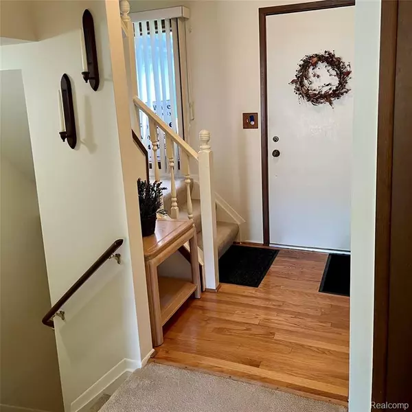 Plymouth, MI 48170,44736 Lynn Drive