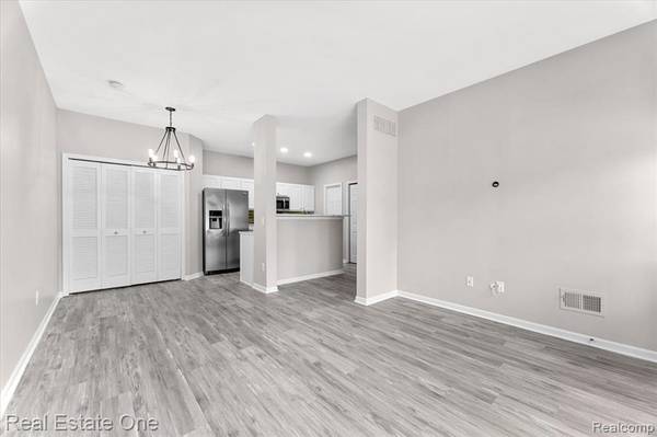 Woodhaven, MI 48183,26783 Kirkway Circle