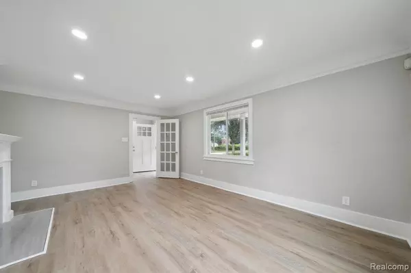 Detroit, MI 48227,14047 Longacre Street