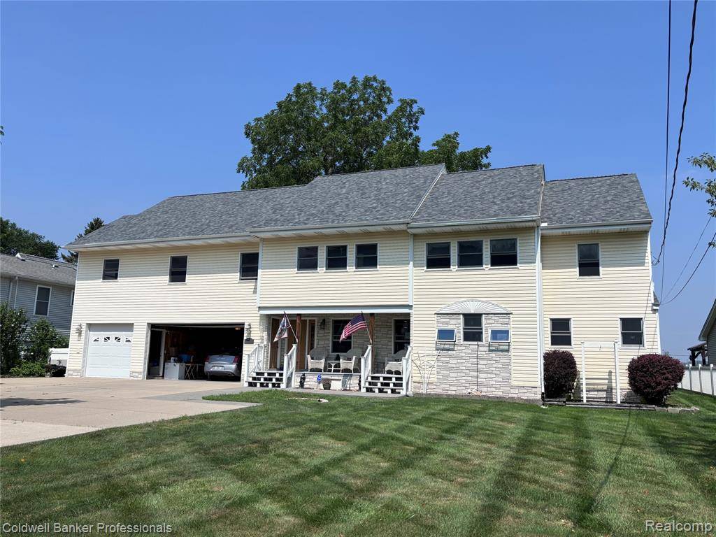39883 Duluth Street, Harrison Township, MI