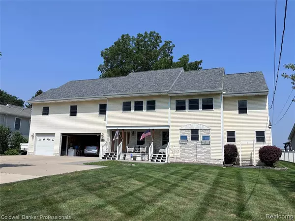 39883 Duluth Street, Harrison Township, MI