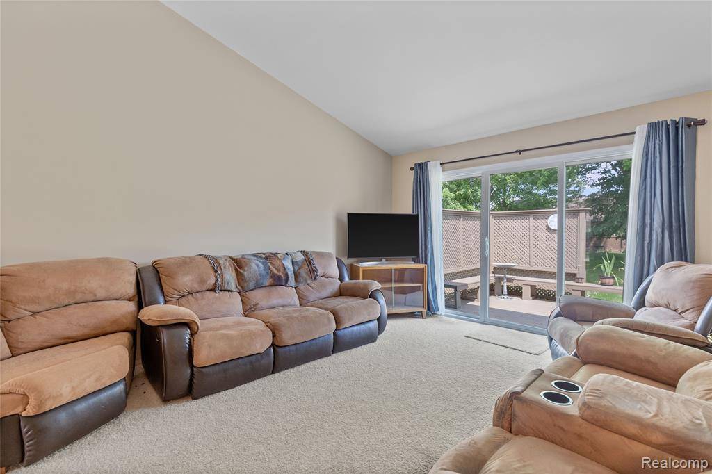 Clinton Twp, MI 48038,20460 Brandonwood Drive