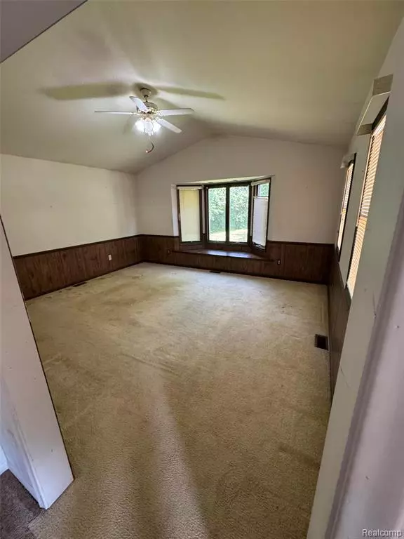 Rochester Hills, MI 48309,3852 Alida Avenue